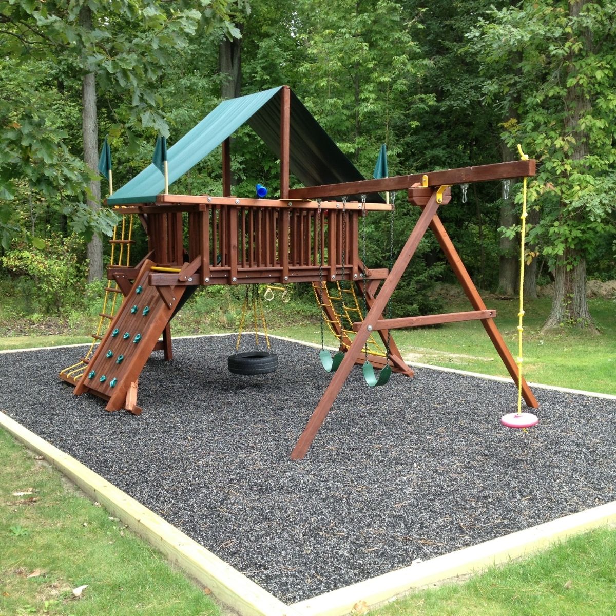 Playsafer Rubber Mulch | Unpainted Black - Image 4