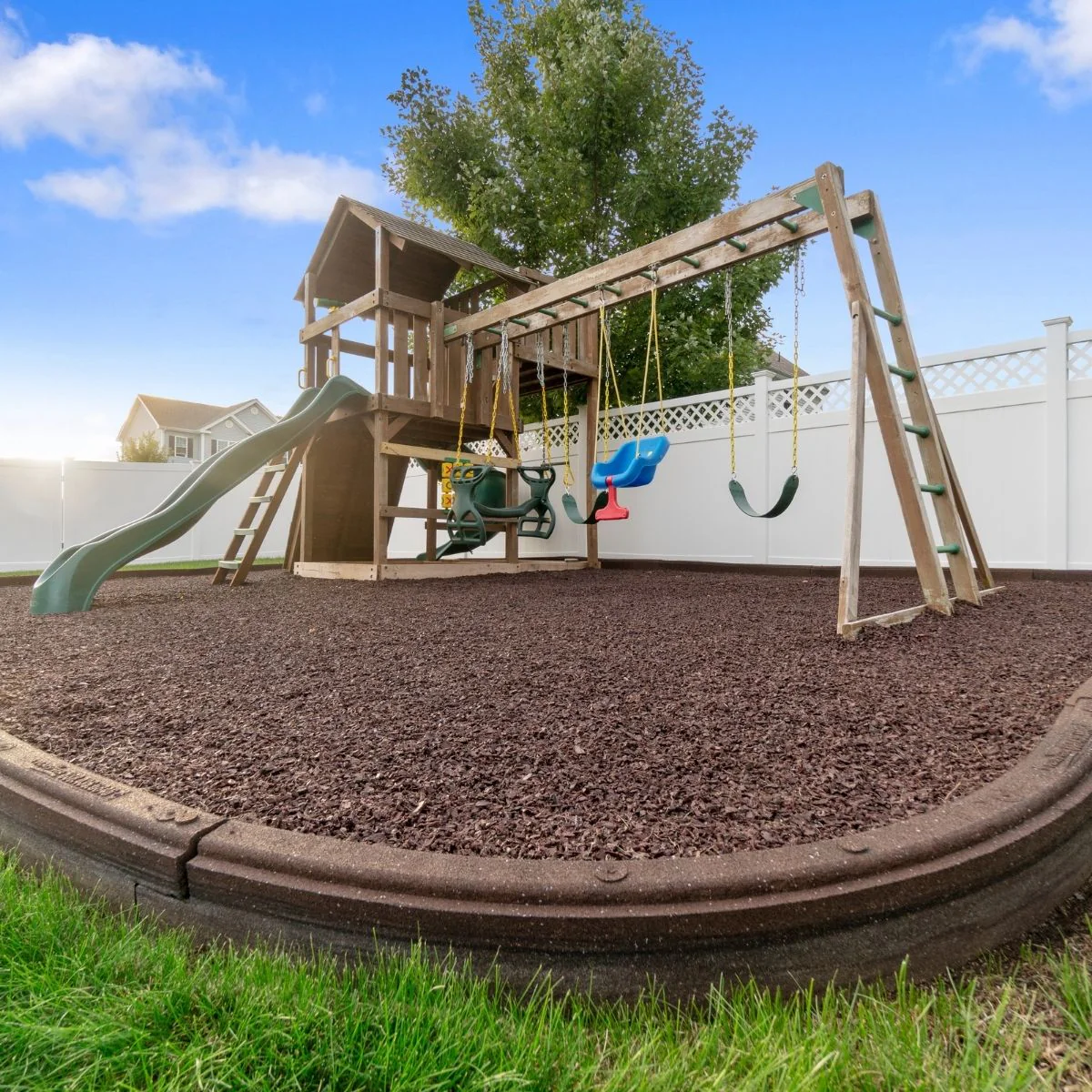 Playsafer Rubber Mulch | Cocoa Brown - Image 4