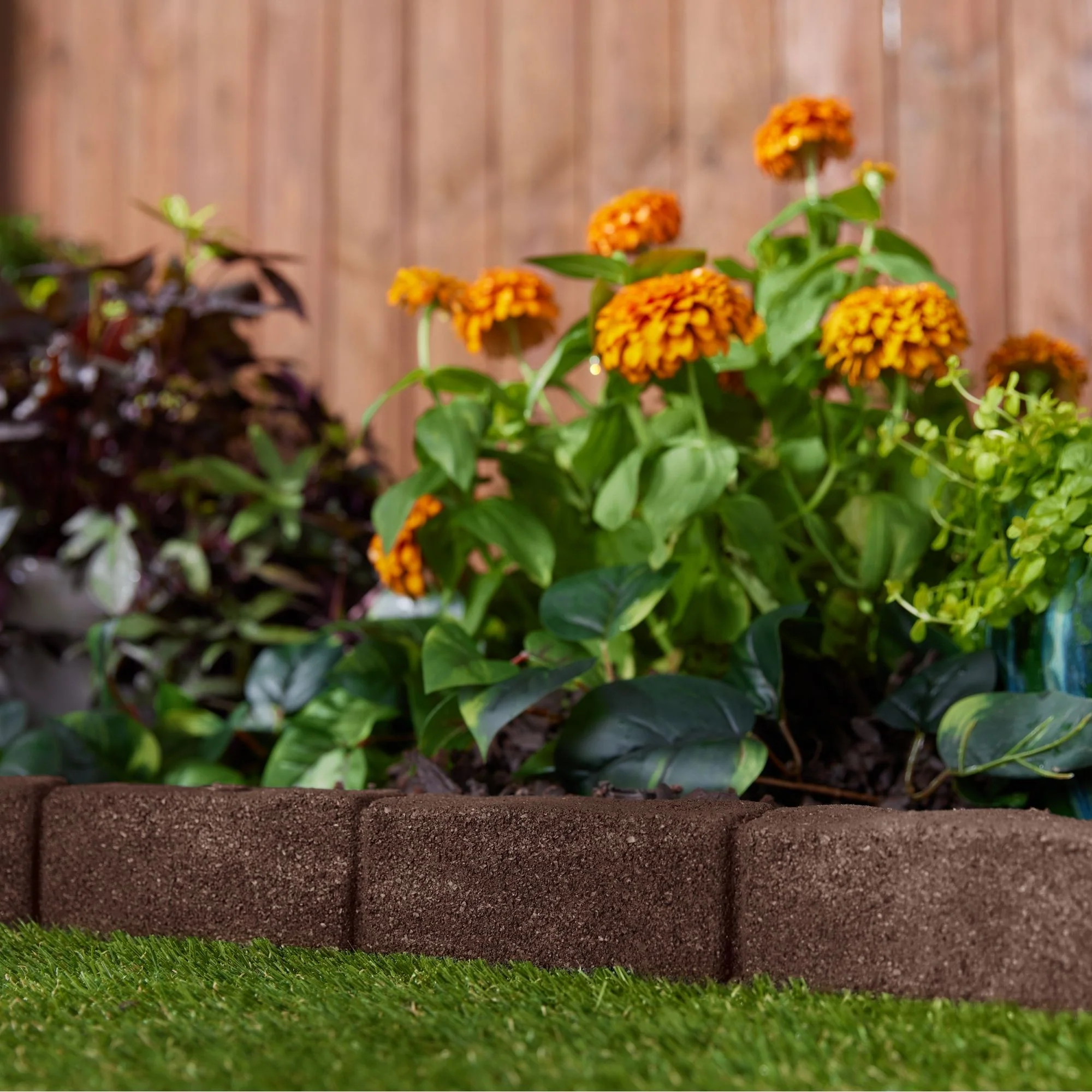 Cobblestone SmartLoc Rubber Border - Image 11